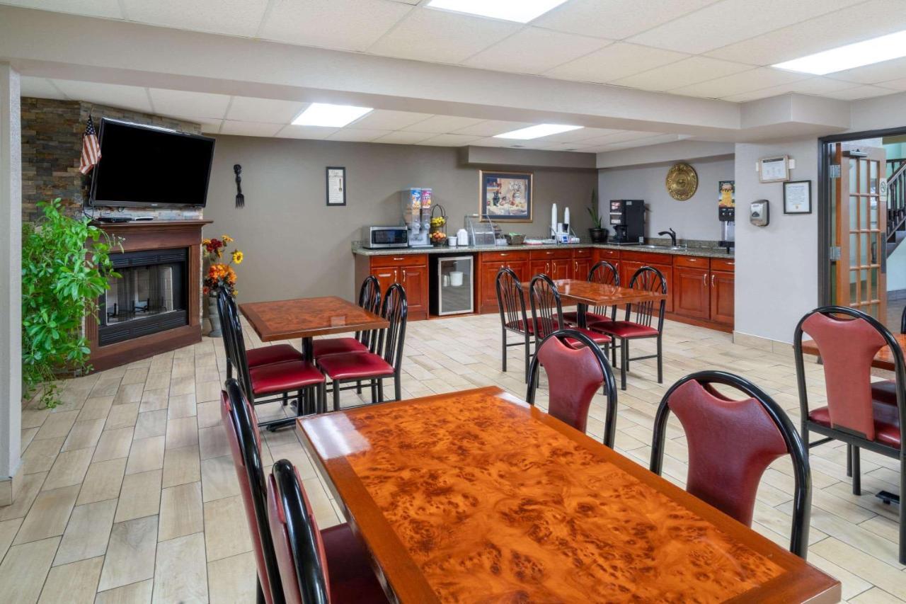 Super 8 By Wyndham Shepherdsville - Louisville South I65 Εξωτερικό φωτογραφία